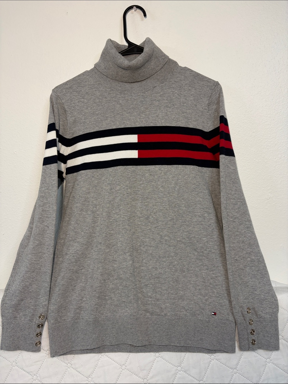 Tommy Hilfiger Colorblock Turtleneck Sweater with Button Cuffs Gray & Red Medium